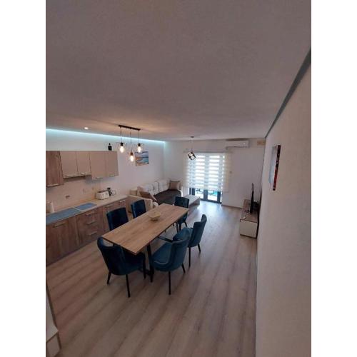Sky Apartment 1