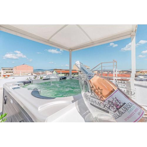 Skyfive Fire Apartment