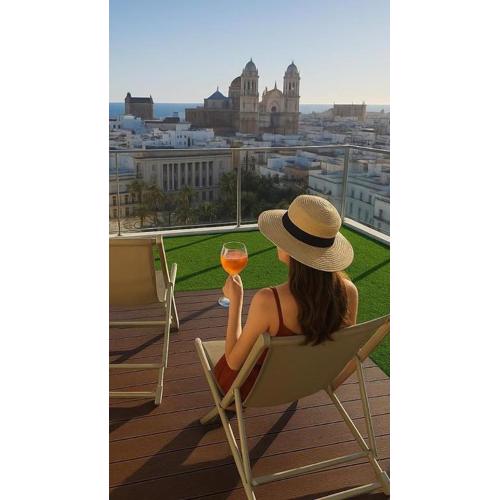 Skyline - Penthouse with 50m2 private terrace and stunning views
