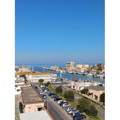 Skyline - Seaview, fifth floor without elevator