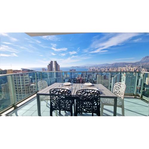 Skyline 18 Terraza privada con impresionantes vistas al mar
