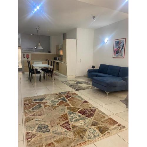 Sliema 2bed with Backyard