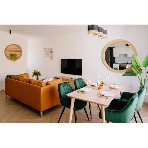 Sliema Mainstreet Designer Suite 12 with shared Rooftop Pool and BBQ