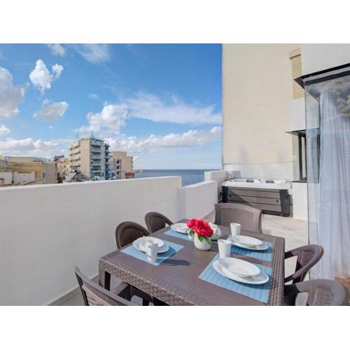 Sliema SkyVue Penthouse with Jacuzzi and Seaviews