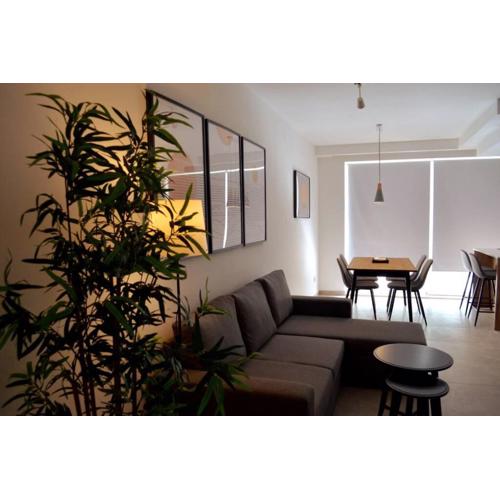 Sliema, Stylish 2 Bedroom Apartment with Parking