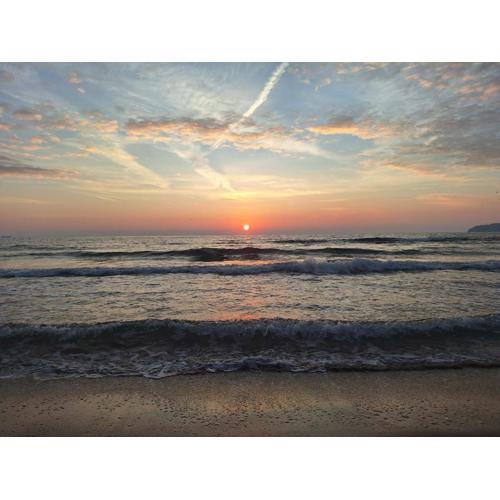 Small sea sunrise