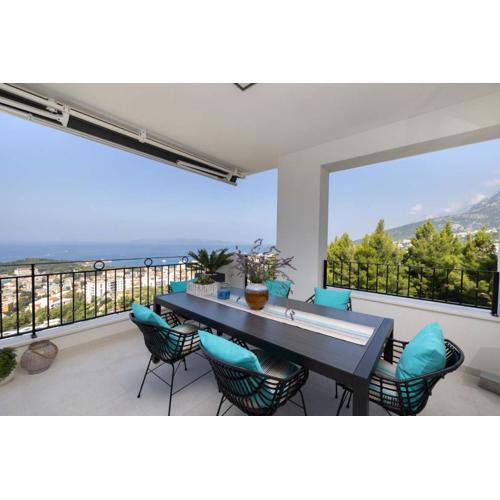 SMARAGD - 150m2 - new penthouse with amazing sea view, panoramic elevator and shared pool