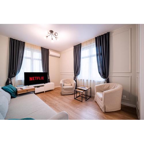 Smart Central Apartment