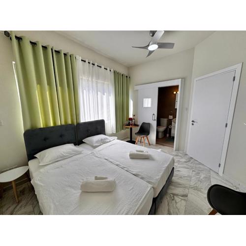 Smart Comfort RoomN3 with Private Bathroom in best Location Beach 250m
