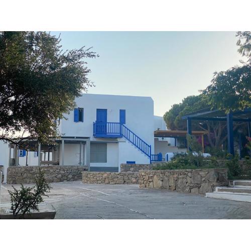 Smart Cozy 4 pers. apart. in Costa Ilios resort Myconos