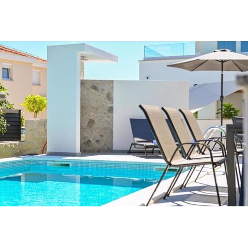 Smash B - Apartment with Private Pool