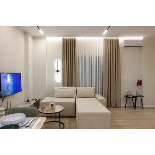 Smiley Port View 2BDR APT City Center