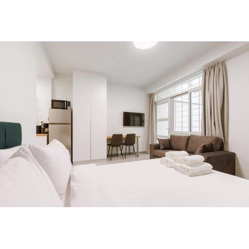 Snug studio apartment with pvt garden access I