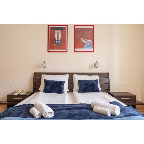 Sofia Day and Night Apartment