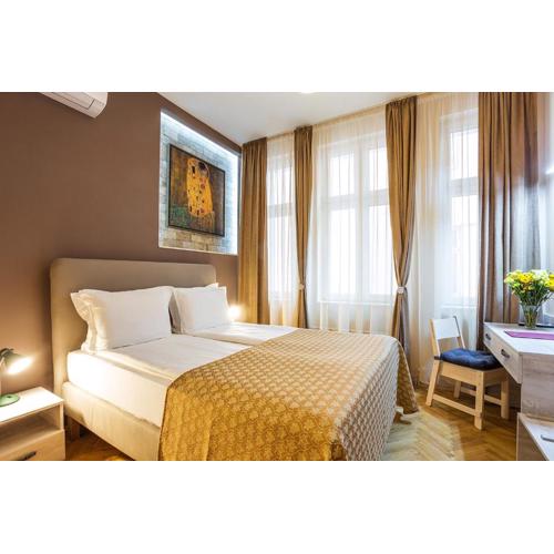 Sofia Place Hotel by HMG