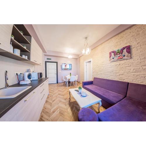 Sofia Violet Life Apartment