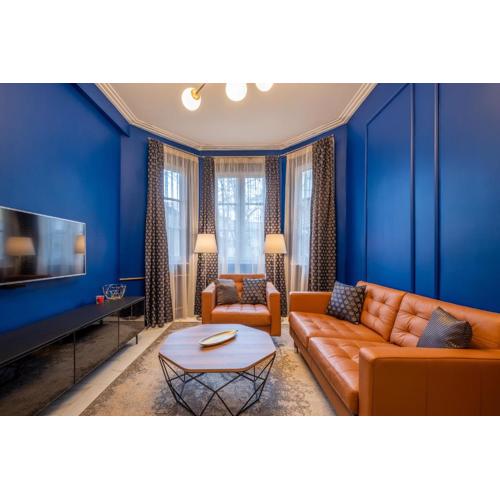 Sofia’s Classy Blu -2 Bedrooms