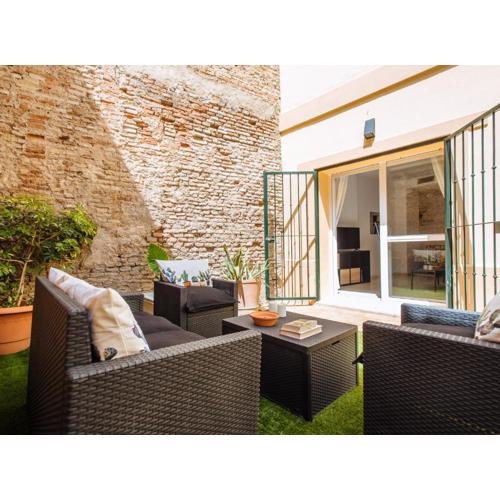 Sol Suite Apartment with Garden