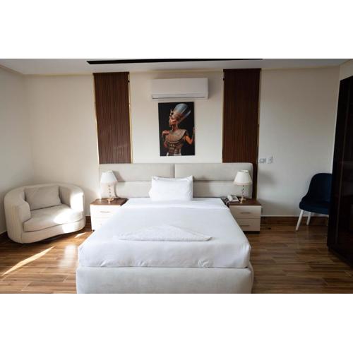 SOLAYA Sunshine inn