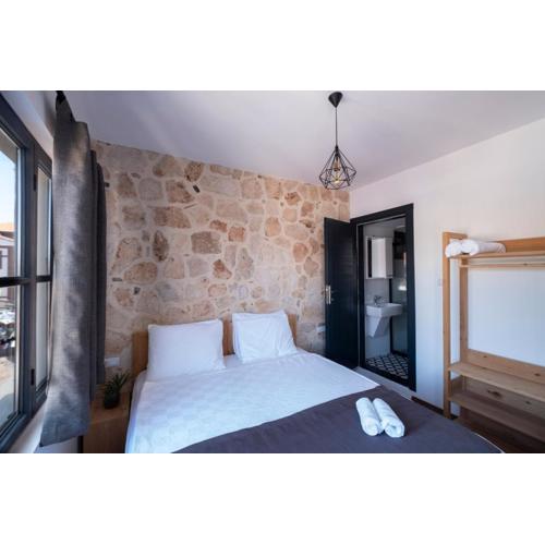 Solo Boutique Hotel