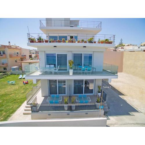 Sonja Beachfront Apartments