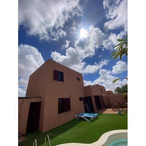 Sonrisa Pool and Relax
