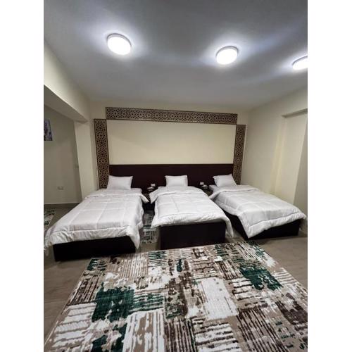 Sooly pyramids Inn