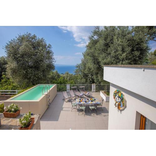 Sorrento Villa with Pool and Amazing Views