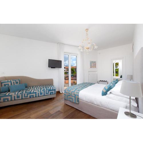 SorrentoVibes - Luxury Home Sea View & Jacuzzi in Sorrento centre
