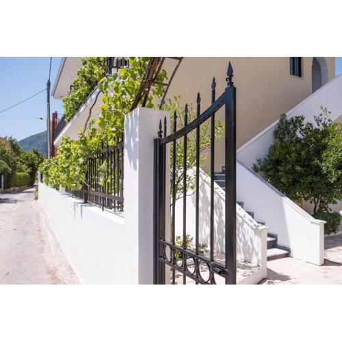 Soula Apartments