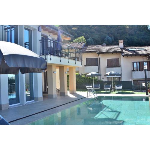 South Apartment With Pool