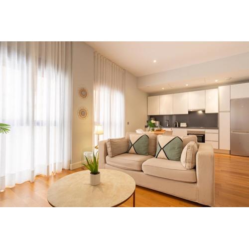 Souviron & old town by ELE Apartments