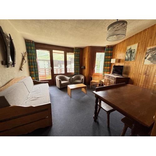 Spacieux 3 pièces avec balcon, coeur des commerces à Tignes - FR-1-449-22