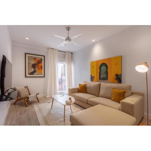 Spacious 2-Bedroom Apartment in Central Madrid Steps away from Plaza España Conde Duque I