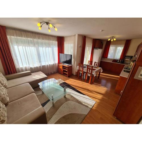 Spacious 2 Bedroom Apartment