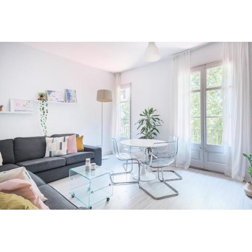 Spacious 3 bed Apt in the heart of Sant Antoni