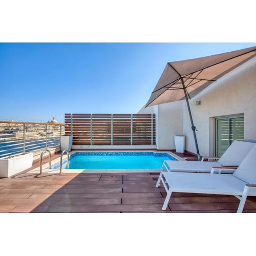 Spacious 3-Bedroom Apt & Private Pool by SF Homes