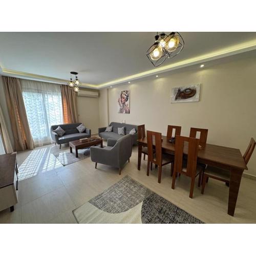 Spacious 3BR Apt, 2 Baths, Gated Community - 903