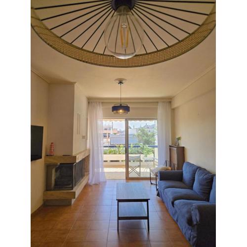 Spacious 3BR Apt with Large Balcony Near Metro & ACS