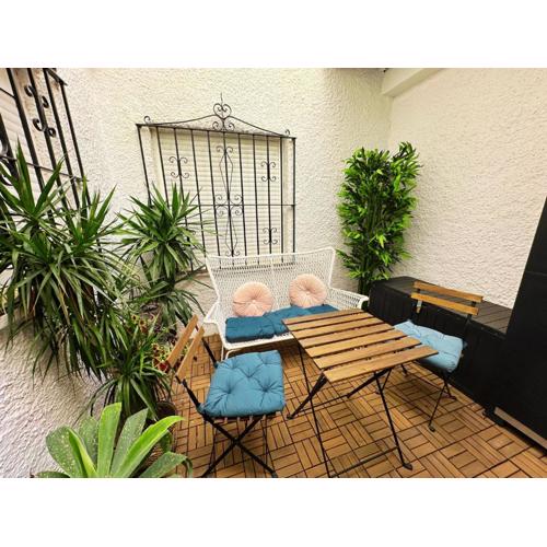 Spacious 3BR Walk to Beach & Old Town Marbella