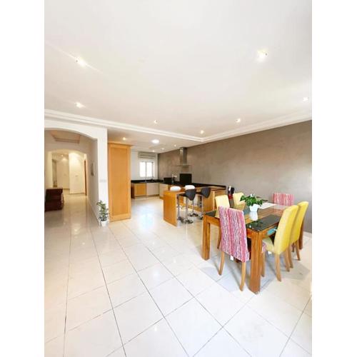 Spacious 4-Bedroom Apartment with Sea View
