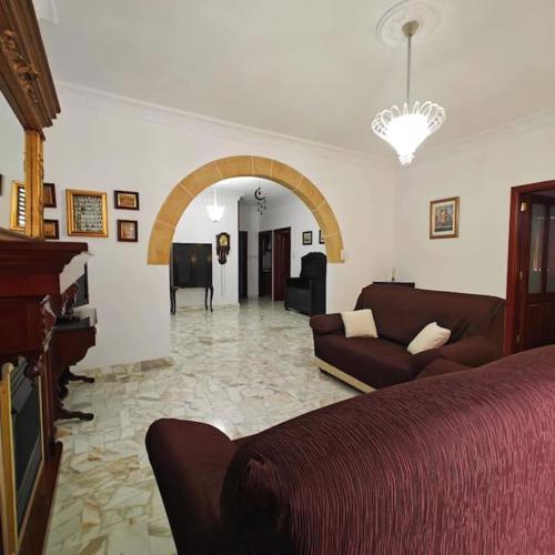 Spacious 4-Bedroom Apartment
