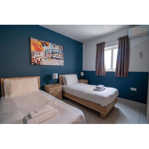 Spacious 4BR,4BATH with AC, Balcony, WIFI & Terrace by 360 Estates