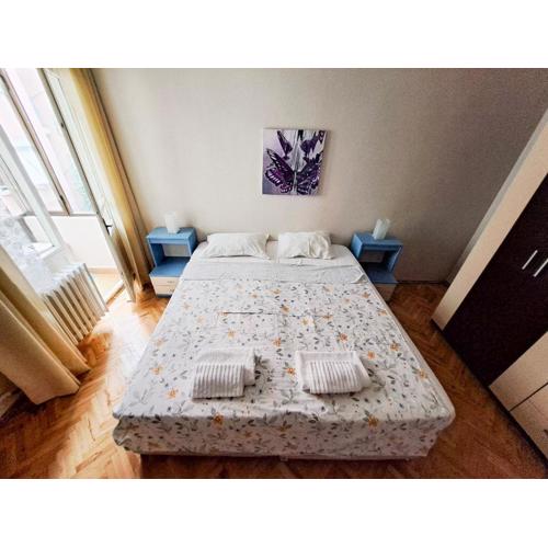 Spacious and Bright Apartment - Dirim House