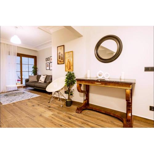 Spacious and comfy 2BR in the heart of Cihangir