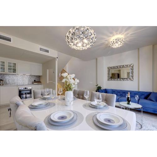 Spacious and modern house in Riviera, Mijas, Costa del Sol, 15min from Marbella
