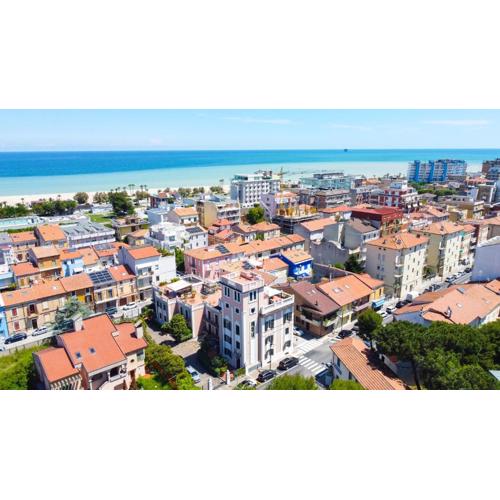 Spacious Apartment a few steps from the Beach
