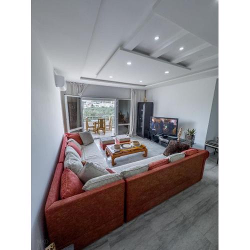 Spacious Apartment in Gammarth, La Marsa