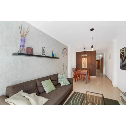 Spacious apartment in Las Palmas de Gran Canaria - 85 m² with WiFi
