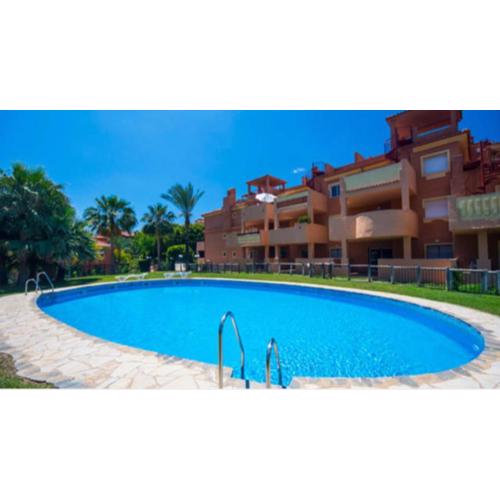 Spacious Apartment in Marbella, Pool